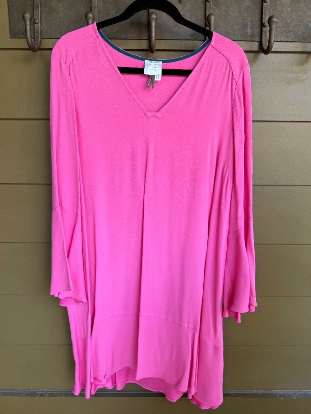 HD in Paris pink crepe dress with fun sleeves from Anthropologie, US size 14